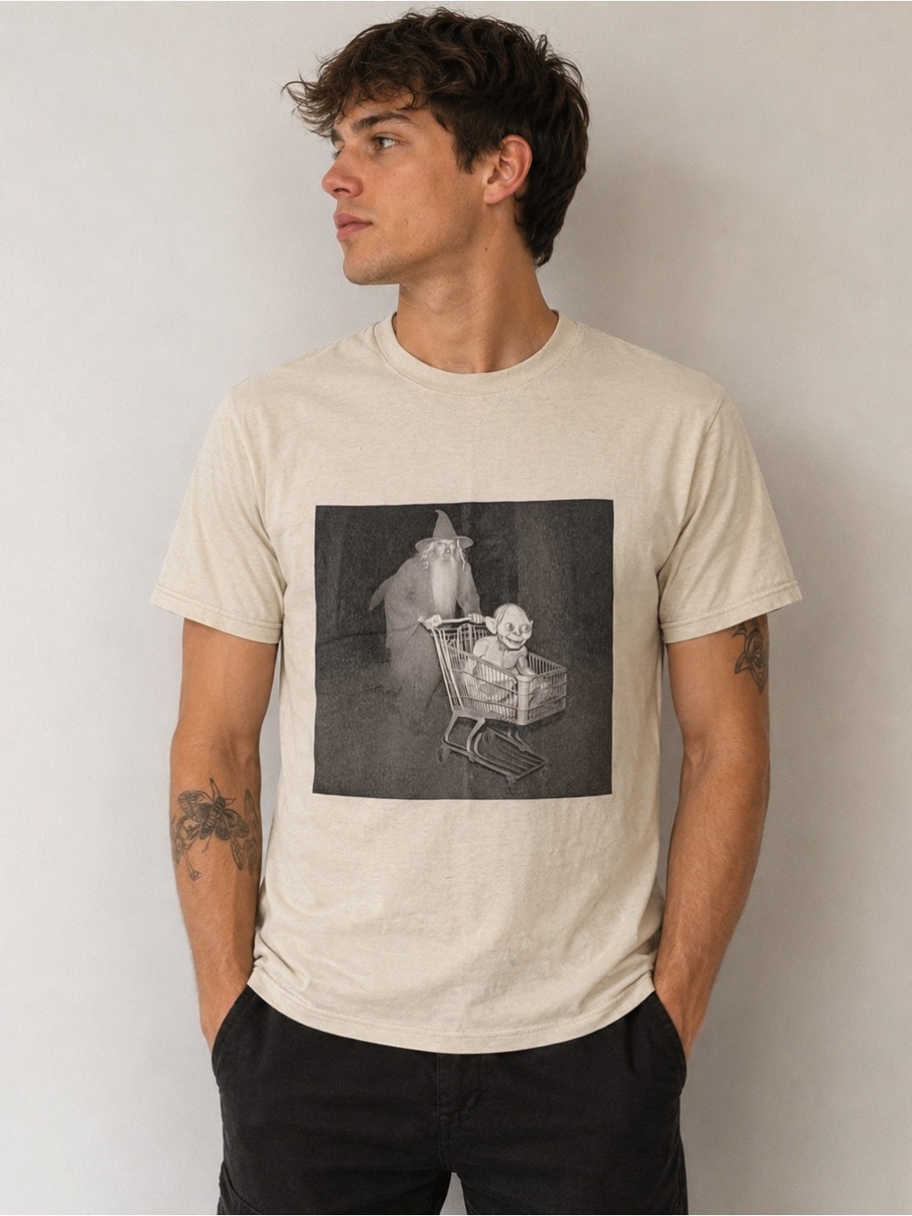 Graphic Wizard Tee Small Gildan Vintage Style Cotton T-Shirt